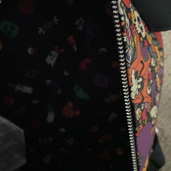 Loungefly Disney Halloween 2022 Pattern - Picture 6 of 6